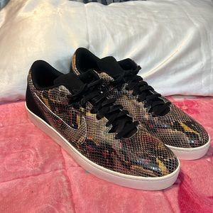 Very Rare Kobe Bryant 8 Lifestyle LE Snake Pattern. Size10. Only Serious offers